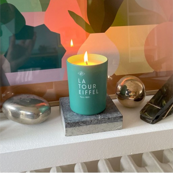 Kerzon's La Tour Eiffel (Amber & Spices) fragranced candle is made with natural biodegradable wax, a braided pure-cotton wick, and a subtle perfume composed with a variety of quality raw materials.